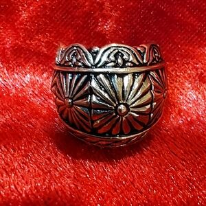Gold Tone Barse Ring Size 7